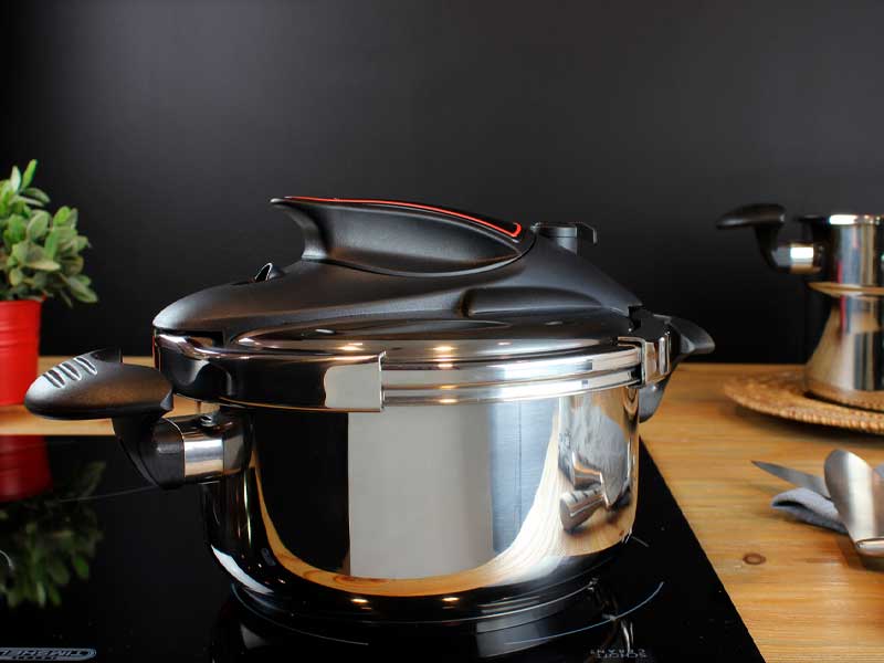 MAGEFESA Prisma - Olla de estofado de 9.4 pulgadas, horno holandés con  tapa, hecha de acero inoxidable 18/10, para todo tipo de cocinas,  inducción